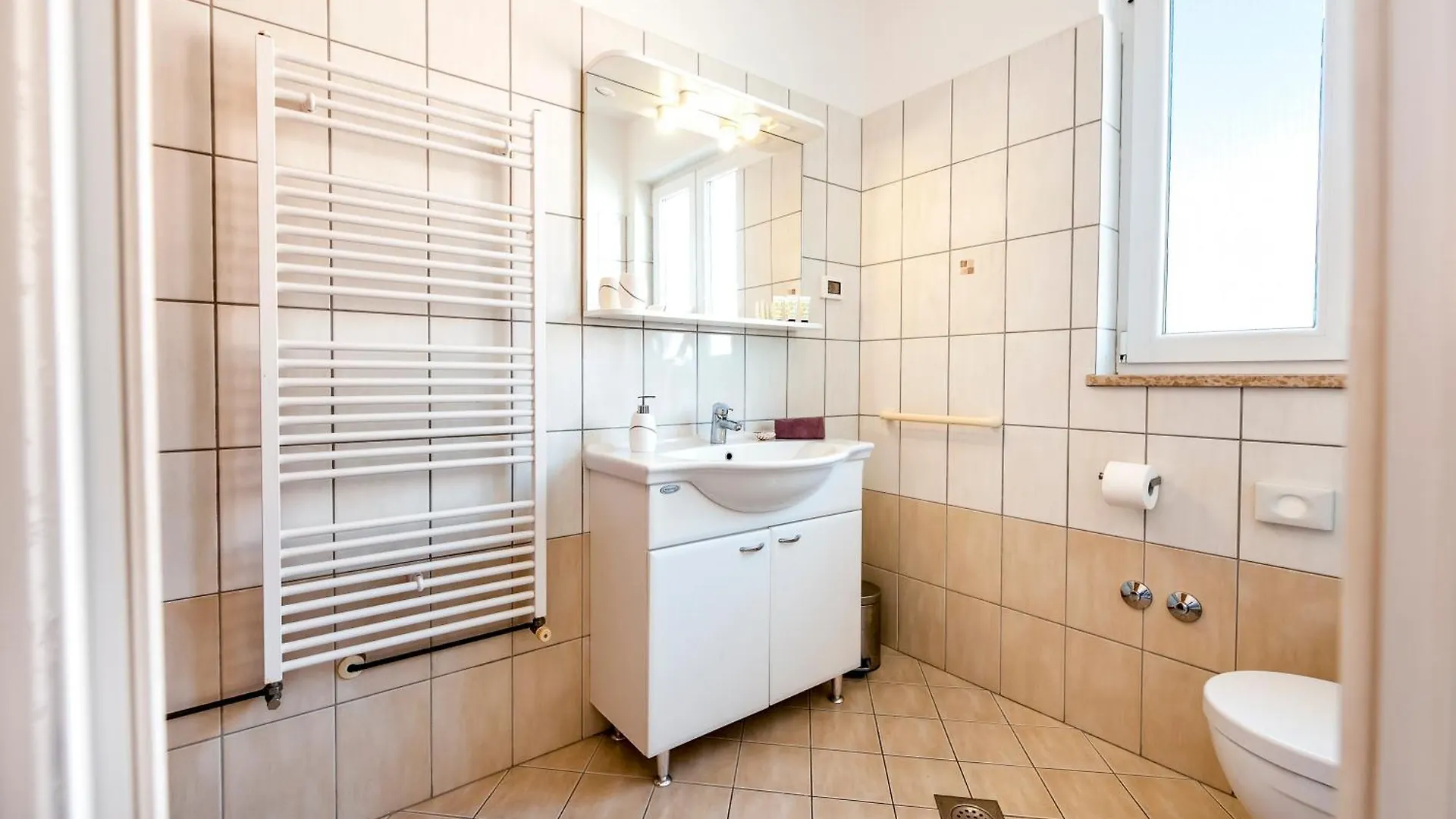 רוביני Apartments Martina 0*,  קרואטיה