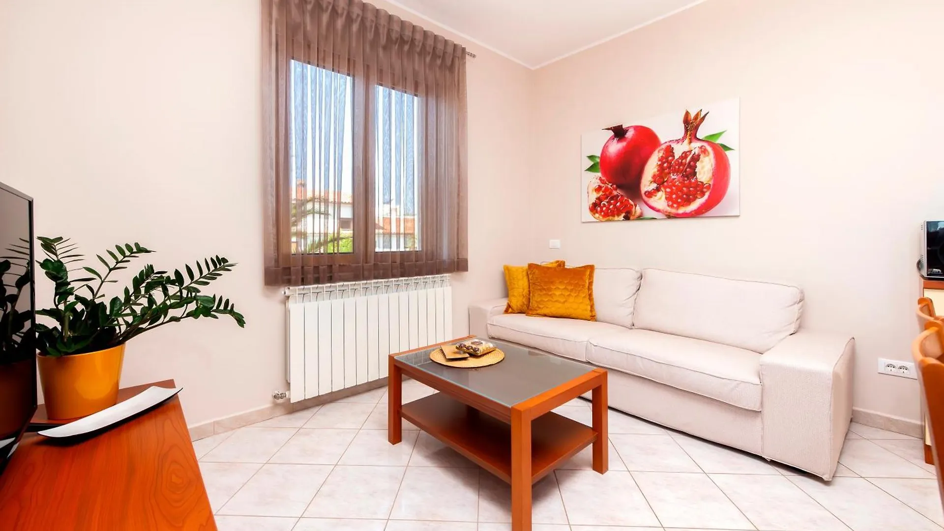 רוביני Apartments Martina 0*,  קרואטיה